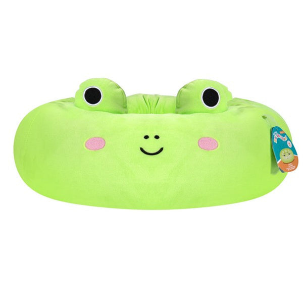 Cozy Squishmallows Pet Bed featuring Wendy the Adorable Frog